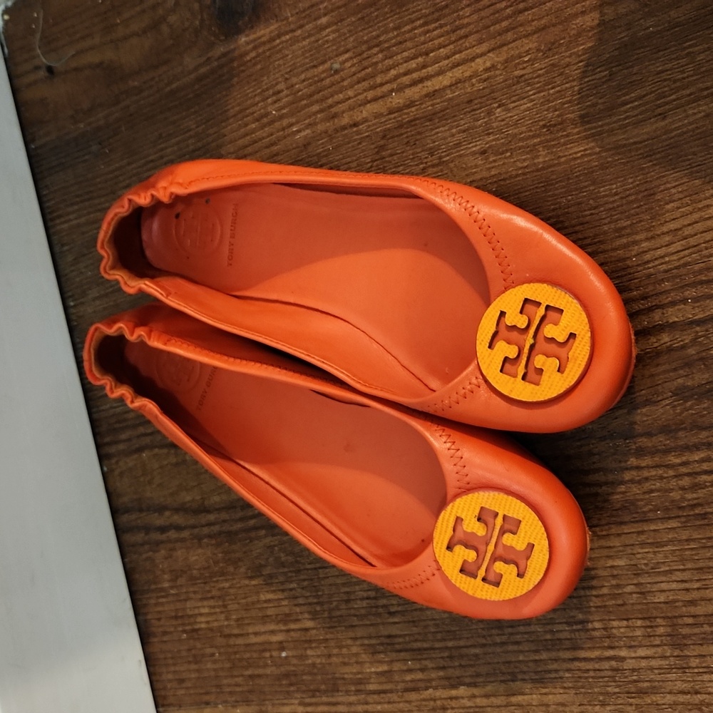 TORY BURCH Minnie Orange Leather Flats In Box 6.5